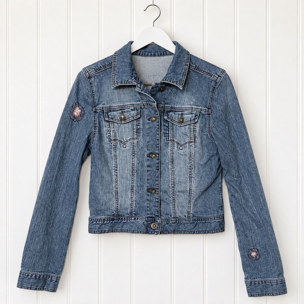Lilu Cropped Denim Jacket Juniors Medium Blue Distressed Stretch Cotton Buttonup